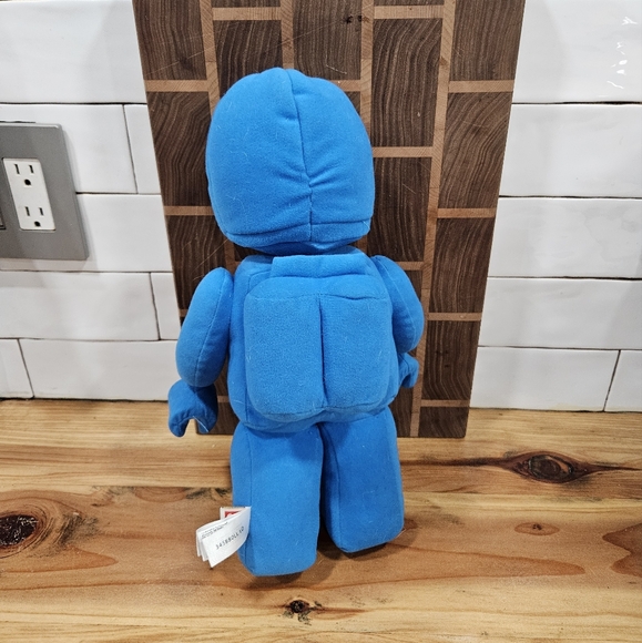 Lego Benny the Blue Spaceman Astronaut from The LEGO Movie Plush Doll - Picture 4 of 6